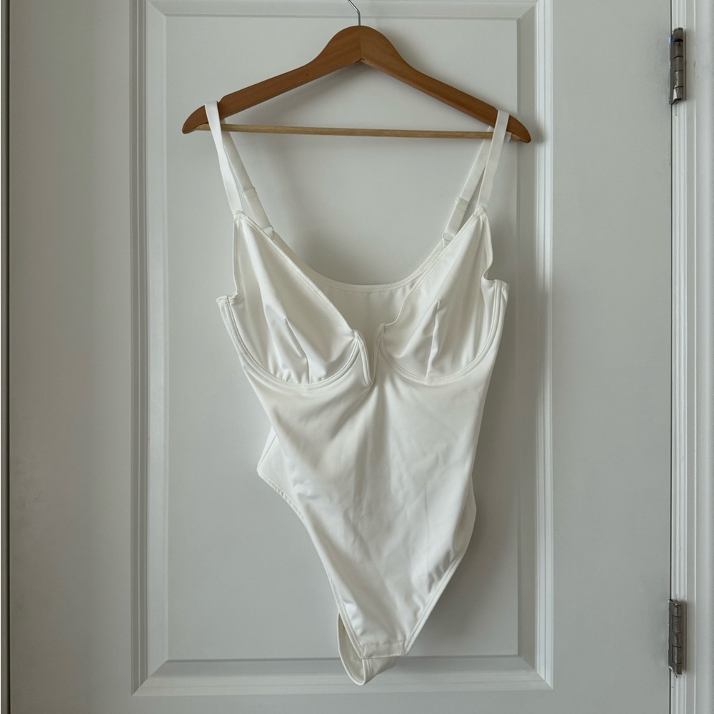 Popilush White Bodysuit